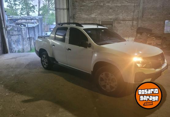Camionetas - Renault Duster Oroch 2022 GNC 125000Km - En Venta