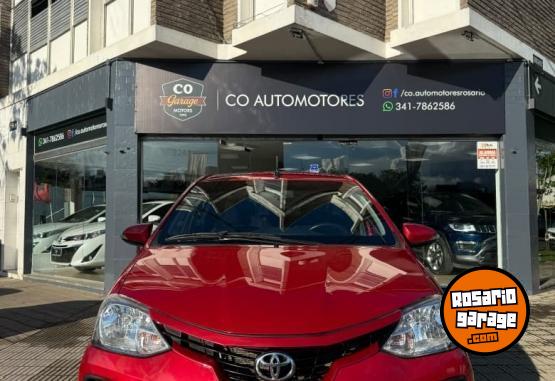 Autos - Toyota ETIOS 4P XLS 6M 2018 Nafta 85000Km - En Venta
