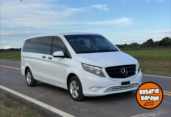 Utilitarios - Mercedes Benz Vito 111 CDI 2015 Diesel 299000Km - En Venta