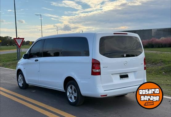 Utilitarios - Mercedes Benz Vito 111 CDI 2015 Diesel 299000Km - En Venta