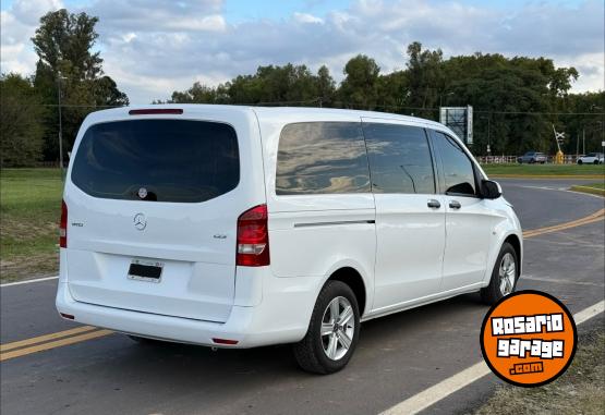 Utilitarios - Mercedes Benz Vito 111 CDI 2015 Diesel 299000Km - En Venta