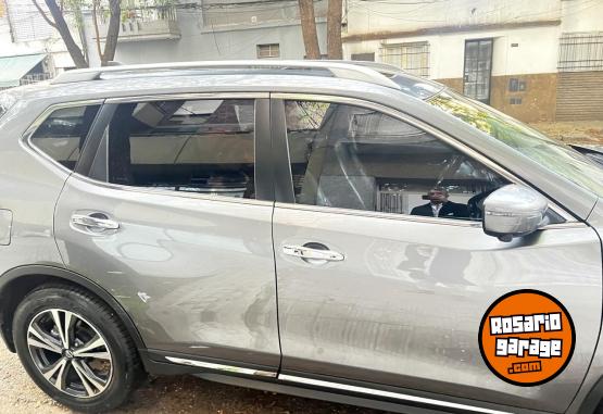 Camionetas - Nissan XTRAIL 2021 Nafta 83500Km - En Venta