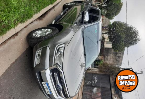 Camionetas - Ford Ranger xlt 4x4 aut 3.2 2017 Diesel 160000Km - En Venta