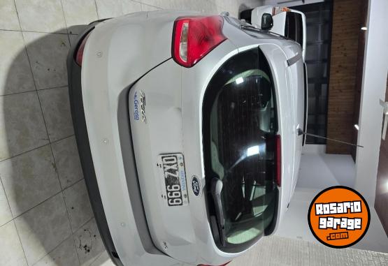 Autos - Ford Focus SE PLUS 2015 Nafta 160000Km - En Venta