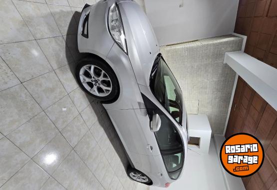 Autos - Ford Focus SE PLUS 2015 Nafta 160000Km - En Venta