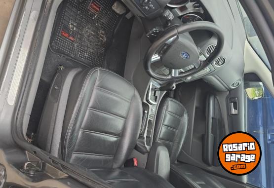 Autos - Ford Focus GHIA 2010 Nafta 170000Km - En Venta