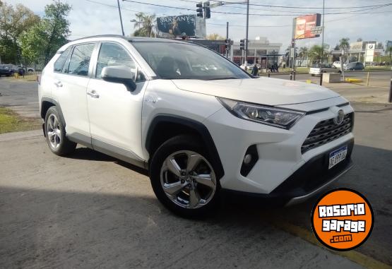 Camionetas - Toyota RAV4 HÍBRIDO LIMITED 2021 Electrico / Hibrido 129000Km - En Venta