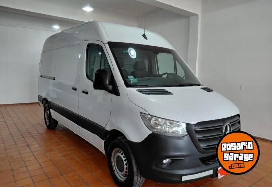 Utilitarios - Mercedes Benz SPRINTER.2021 Techo alto. 2021 Diesel 67000Km - En Venta