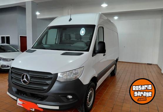Utilitarios - Mercedes Benz SPRINTER.2021 Techo alto. 2021 Diesel 67000Km - En Venta