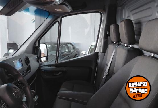 Utilitarios - Mercedes Benz SPRINTER.2021 Techo alto. 2021 Diesel 67000Km - En Venta