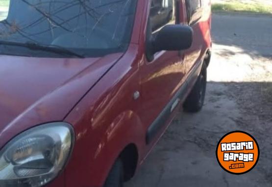 Utilitarios - Renault Kangoo 2013 GNC 220000Km - En Venta