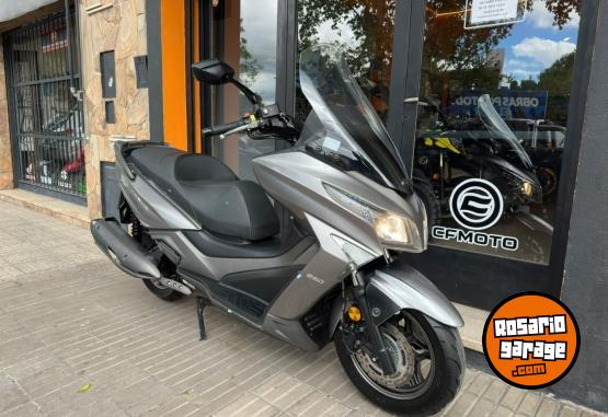 Motos - Kymco XTOWN 250 2023 Nafta 7300Km - En Venta