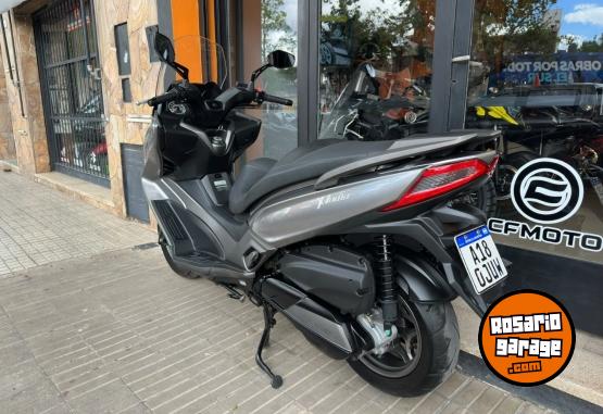 Motos - Kymco XTOWN 250 2023 Nafta 7300Km - En Venta