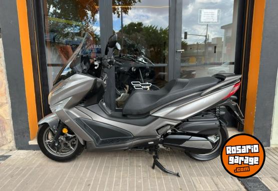 Motos - Kymco XTOWN 250 2023 Nafta 7300Km - En Venta