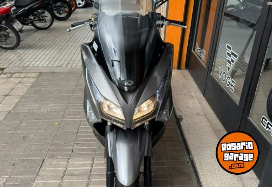 Motos - Kymco XTOWN 250 2023 Nafta 7300Km - En Venta
