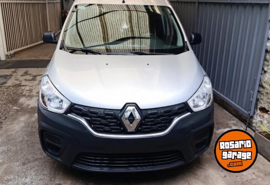 Utilitarios - Renault kangoo 1.6 2023 Nafta 100000Km - En Venta
