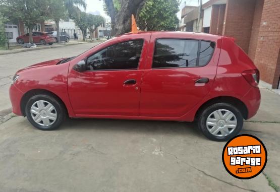 Autos - Renault Sandero 2017 Nafta 72700Km - En Venta