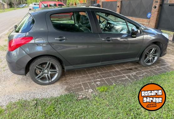 Autos - Peugeot 308 2014 Nafta 70800Km - En Venta