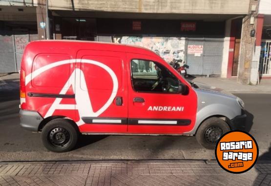 Utilitarios - Renault Kangoo 2016 GNC 200000Km - En Venta