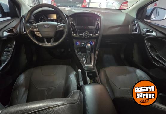 Autos - Ford Focus Titanium 2018 Nafta 126000Km - En Venta