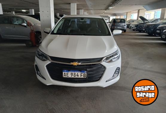 Autos - Chevrolet ONIX PLUS 2020 Nafta 48000Km - En Venta