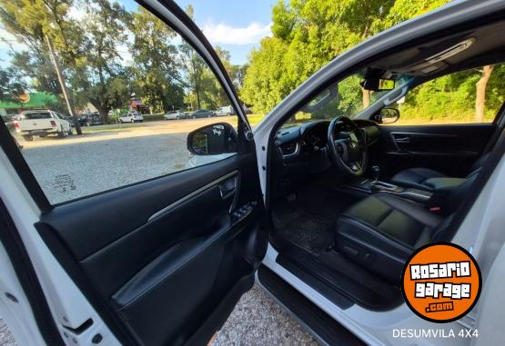 Camionetas - Toyota SW4 SRX 2022 Diesel 130000Km - En Venta