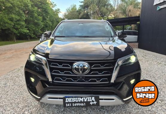 Camionetas - Toyota SW4 SRX 2023 Diesel 80000Km - En Venta