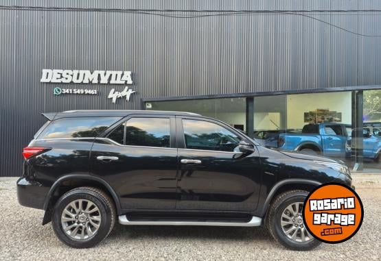 Camionetas - Toyota SW4 SRX 2023 Diesel 80000Km - En Venta