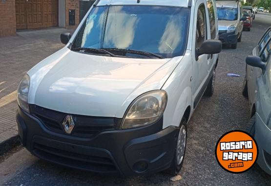 Utilitarios - Renault Kangoo 2017 Nafta 215000Km - En Venta