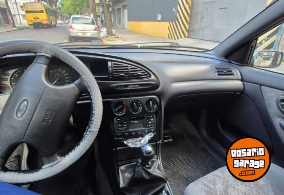 Autos - Ford Mondeo 1998 Diesel 185000Km - En Venta