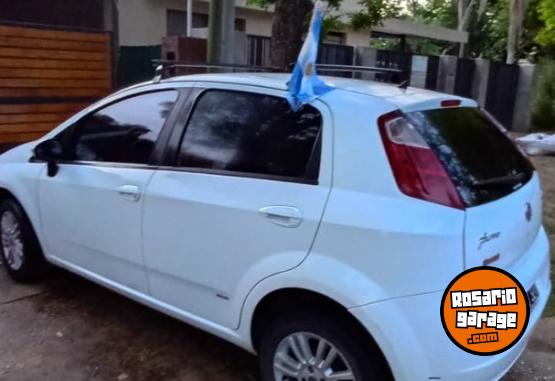 Autos - Fiat Punto attractive 2011 Nafta 81500Km - En Venta
