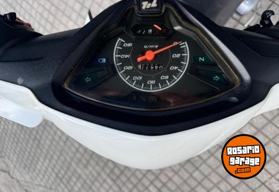 Motos - Motomel Blitz 110 cc 2024 Nafta 4400Km - En Venta