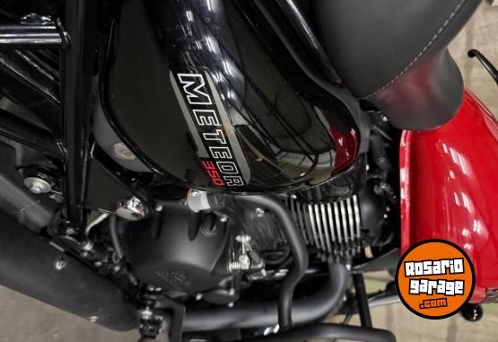 Motos - Royal Enfield Meteor 2023 Nafta 4500Km - En Venta
