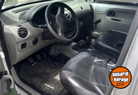 Autos - Renault Kangoo furgón confort 2013 Nafta 89000Km - En Venta