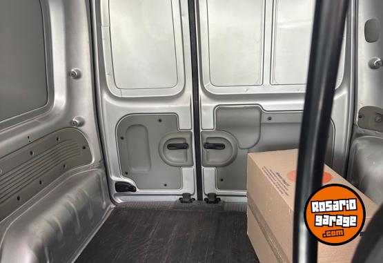 Autos - Renault Kangoo furgón confort 2013 Nafta 89000Km - En Venta