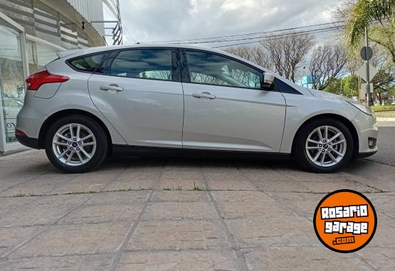 Autos - Ford Focus se automático cuero 2019 Nafta 93000Km - En Venta