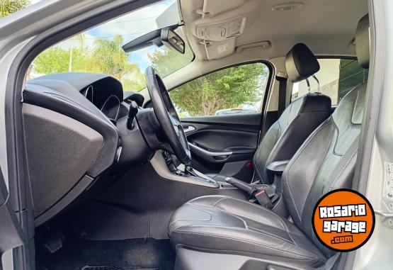 Autos - Ford Focus se automático cuero 2019 Nafta 93000Km - En Venta