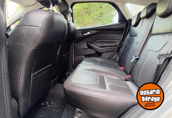 Autos - Ford Focus se automático cuero 2019 Nafta 93000Km - En Venta