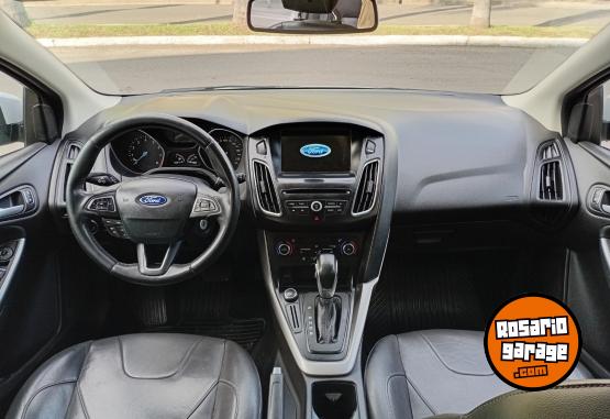 Autos - Ford Focus se automático cuero 2019 Nafta 93000Km - En Venta