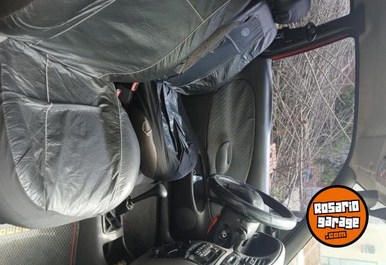Autos - Ford Fiesta 2000 GNC 215000Km - En Venta