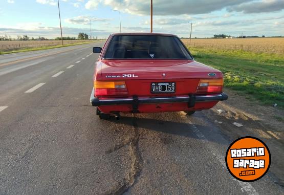Autos - Ford Tauno 2.0 1984 Nafta 75000Km - En Venta
