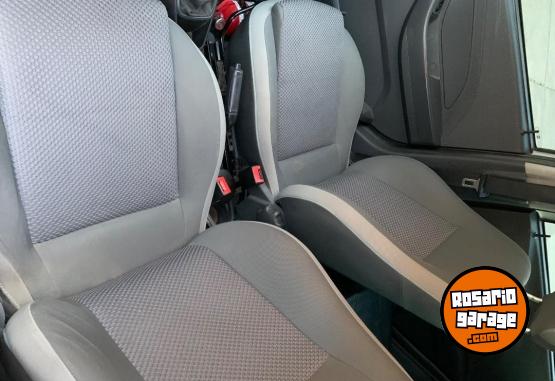 Autos - Chevrolet Agile 2014 GNC 106000Km - En Venta