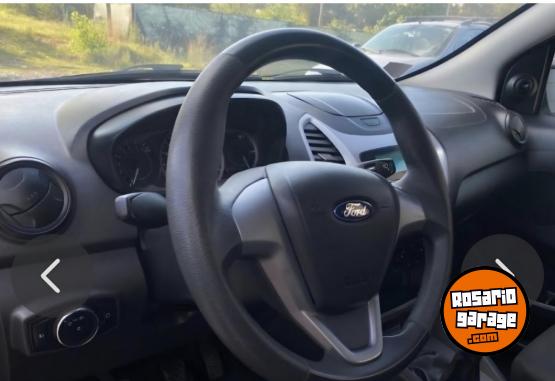 Autos - Ford Ka 2018 GNC 120000Km - En Venta