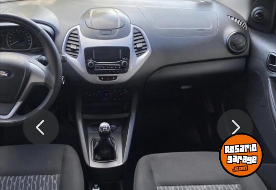 Autos - Ford Ka 2018 GNC 120000Km - En Venta