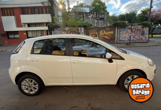 Autos - Fiat Punto attractive 2013 Nafta 145000Km - En Venta