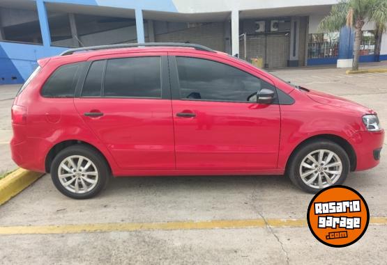 Autos - Volkswagen Suran Confortline 2015 Nafta 168000Km - En Venta