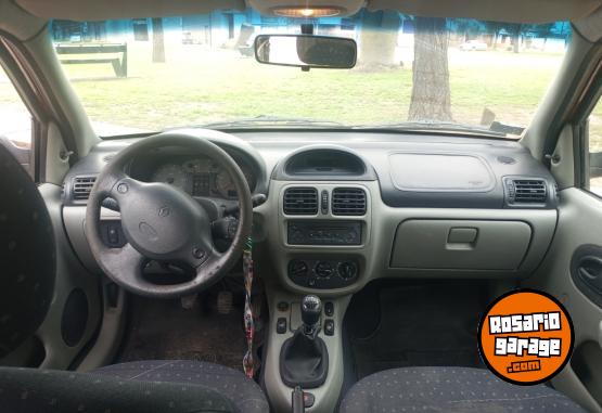 Autos - Renault Clio 2006 Nafta 104500Km - En Venta