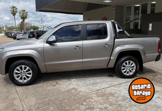Camionetas - Volkswagen AMAROK 20TD 4X2 DC COMFOR 2020 Diesel 165000Km - En Venta