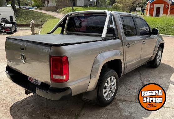 Camionetas - Volkswagen AMAROK 20TD 4X2 DC COMFOR 2020 Diesel 165000Km - En Venta