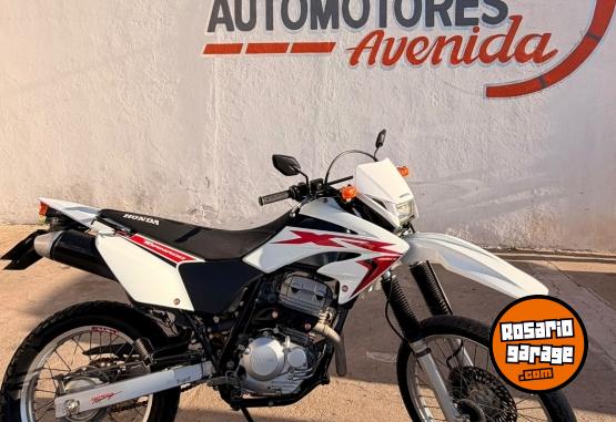 Motos - Honda TORNADOI 250 2018 Nafta 31250Km - En Venta